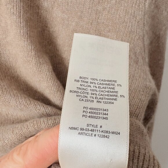 Aritzia Essential 100% Cashmere Hoodie Sweater Light Mocha Brown Size XS - Picture 7 of 7